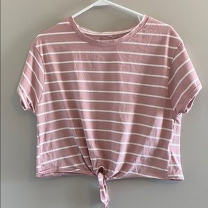 ⭐️ Pink Striped Crop with Tie Size L